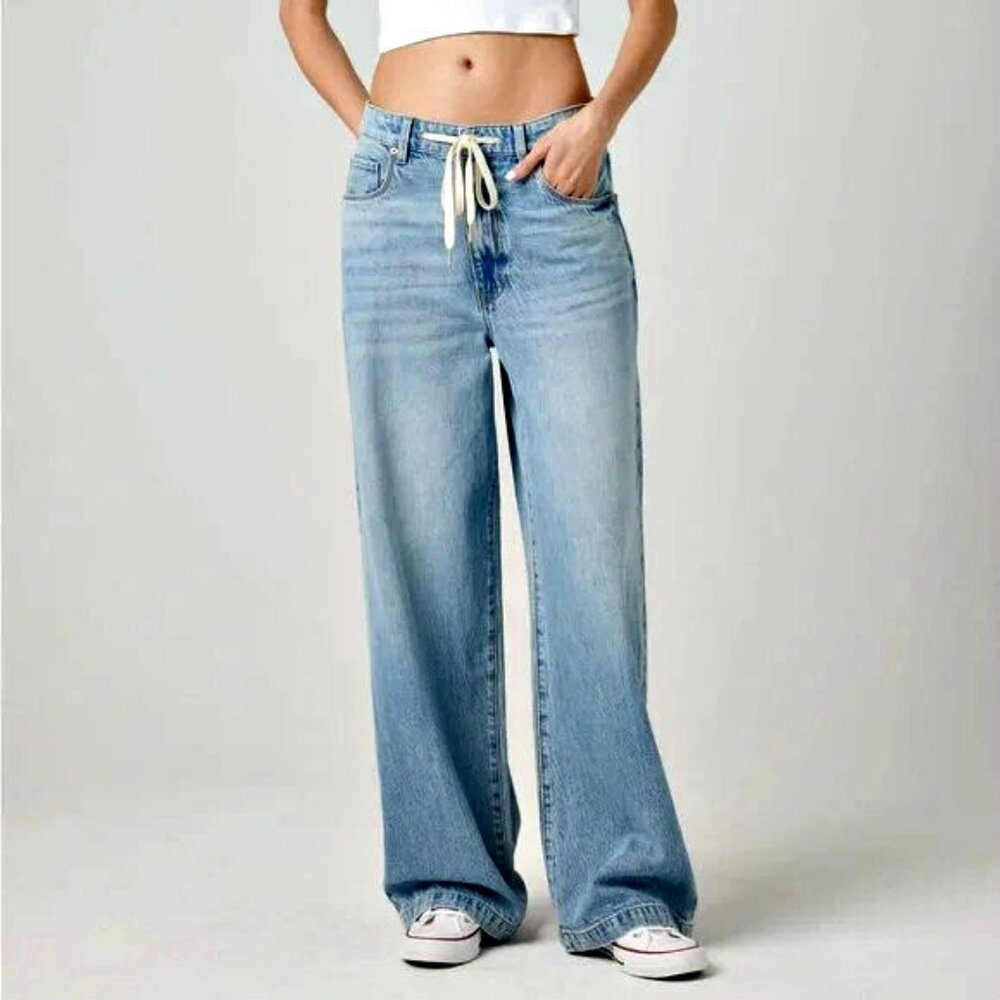 NEW! BLANK NYC FEELING GOOD TIE FRONT WIDE LEG JEANS - Picture 4 of 7